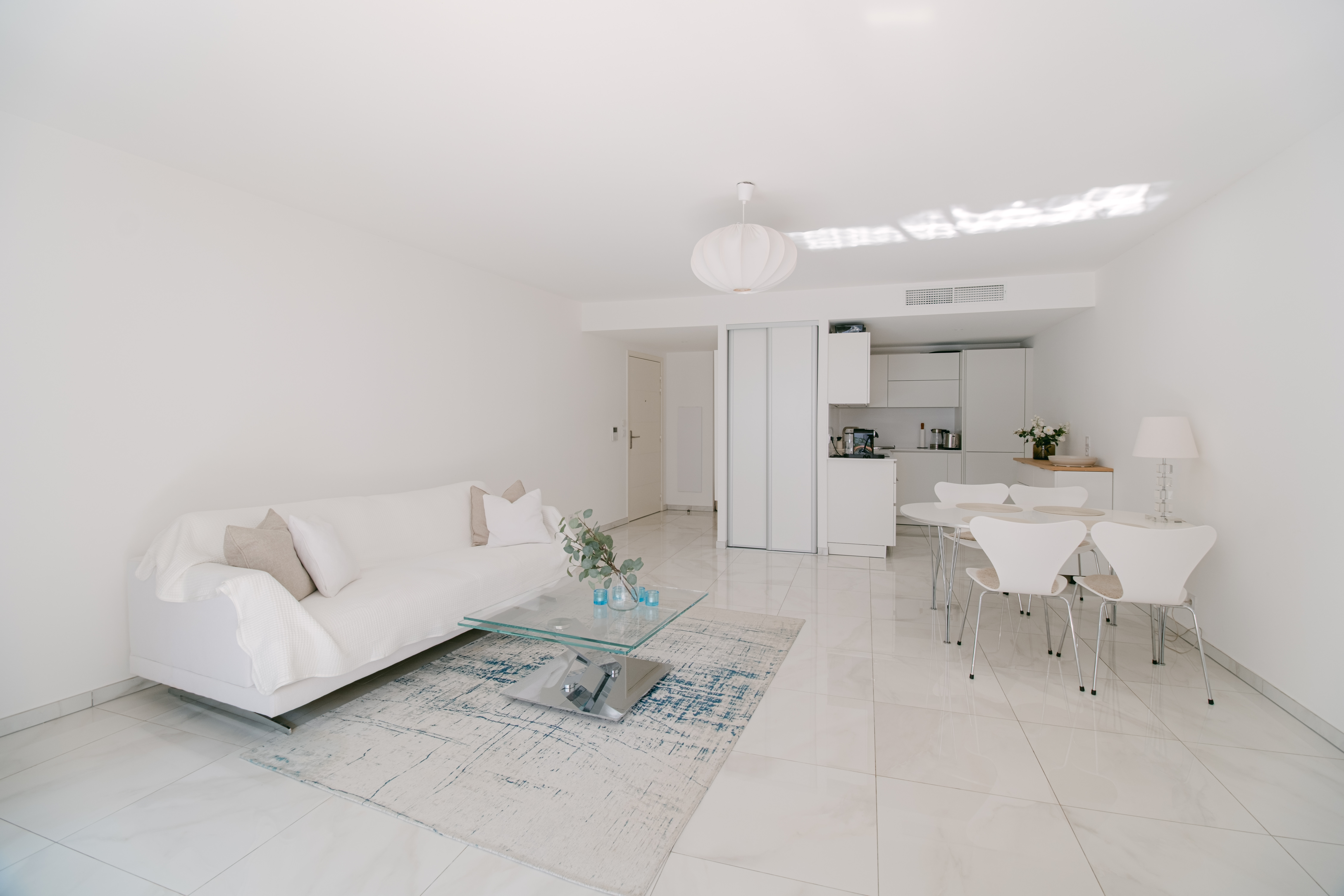 Conciergerie luxe Cannes - Gestion locative premium Côte d'Azur